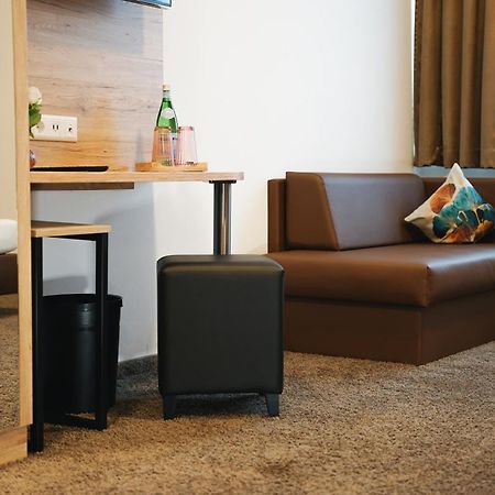 Outlet Hotel Metzingen  Eksteriør bilde
