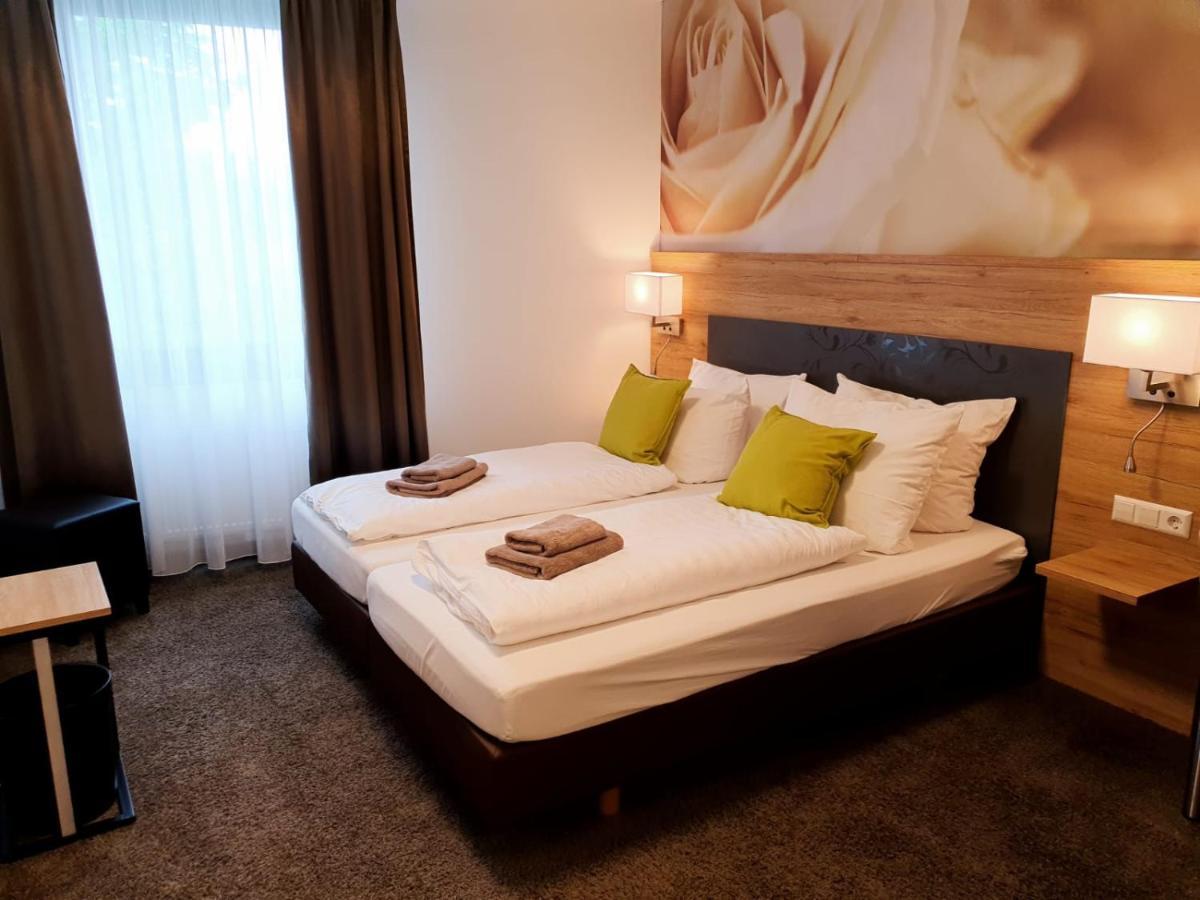 Outlet Hotel Metzingen  Eksteriør bilde