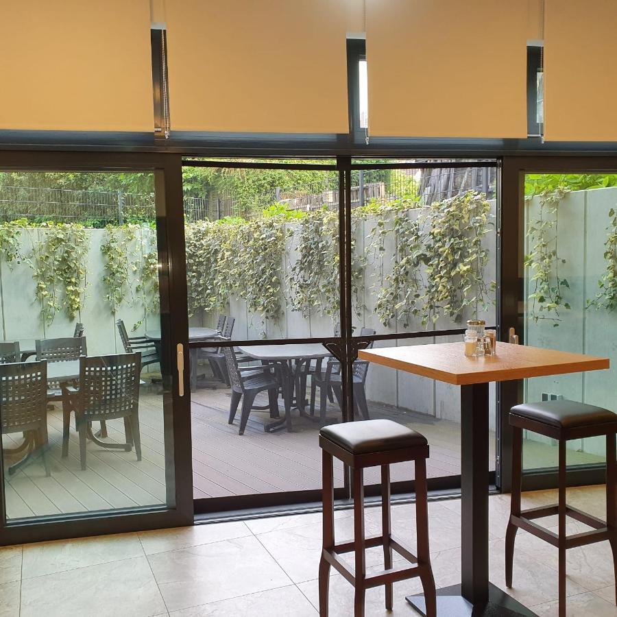 Outlet Hotel Metzingen  Eksteriør bilde