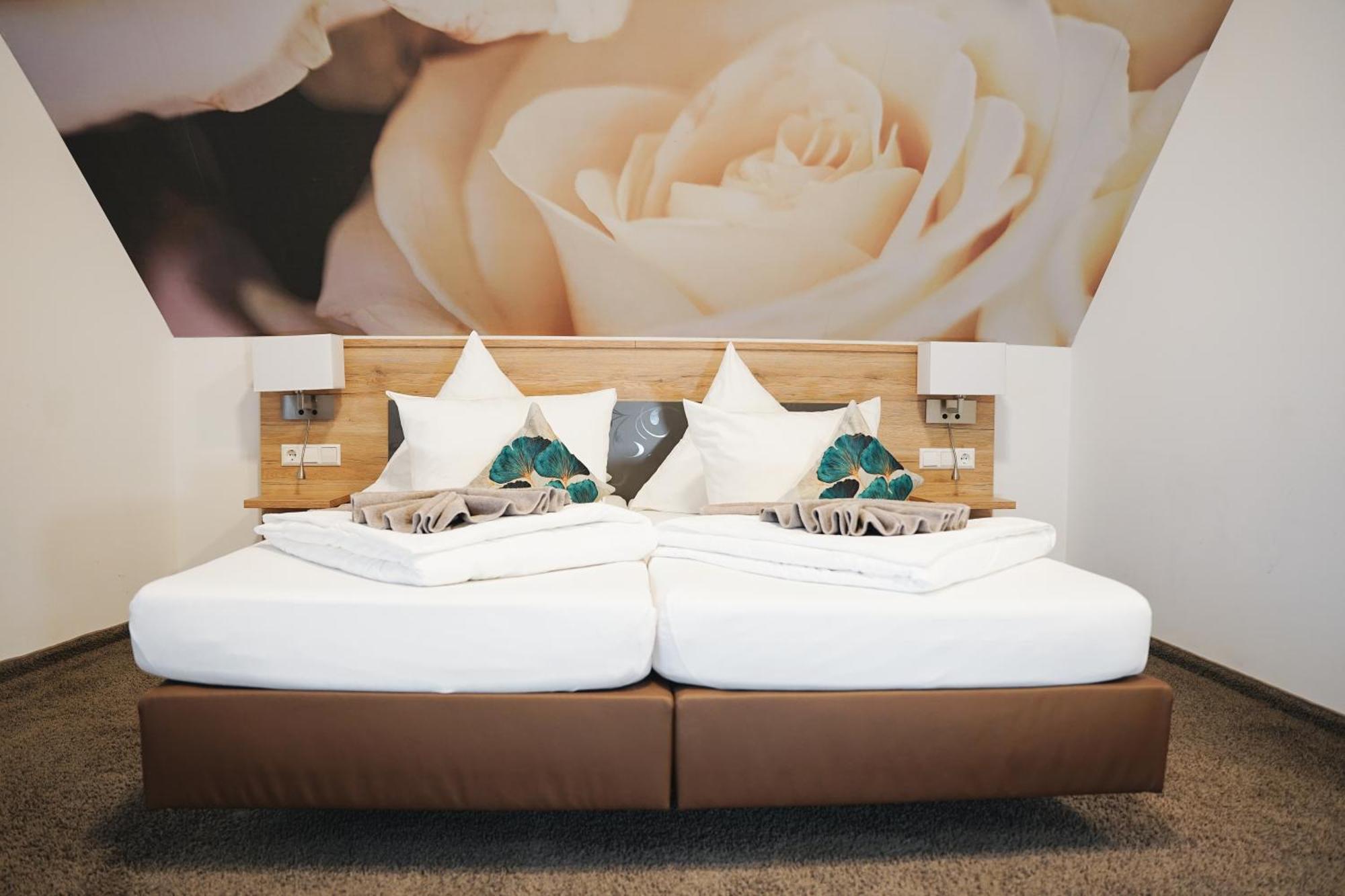 Outlet Hotel Metzingen  Eksteriør bilde