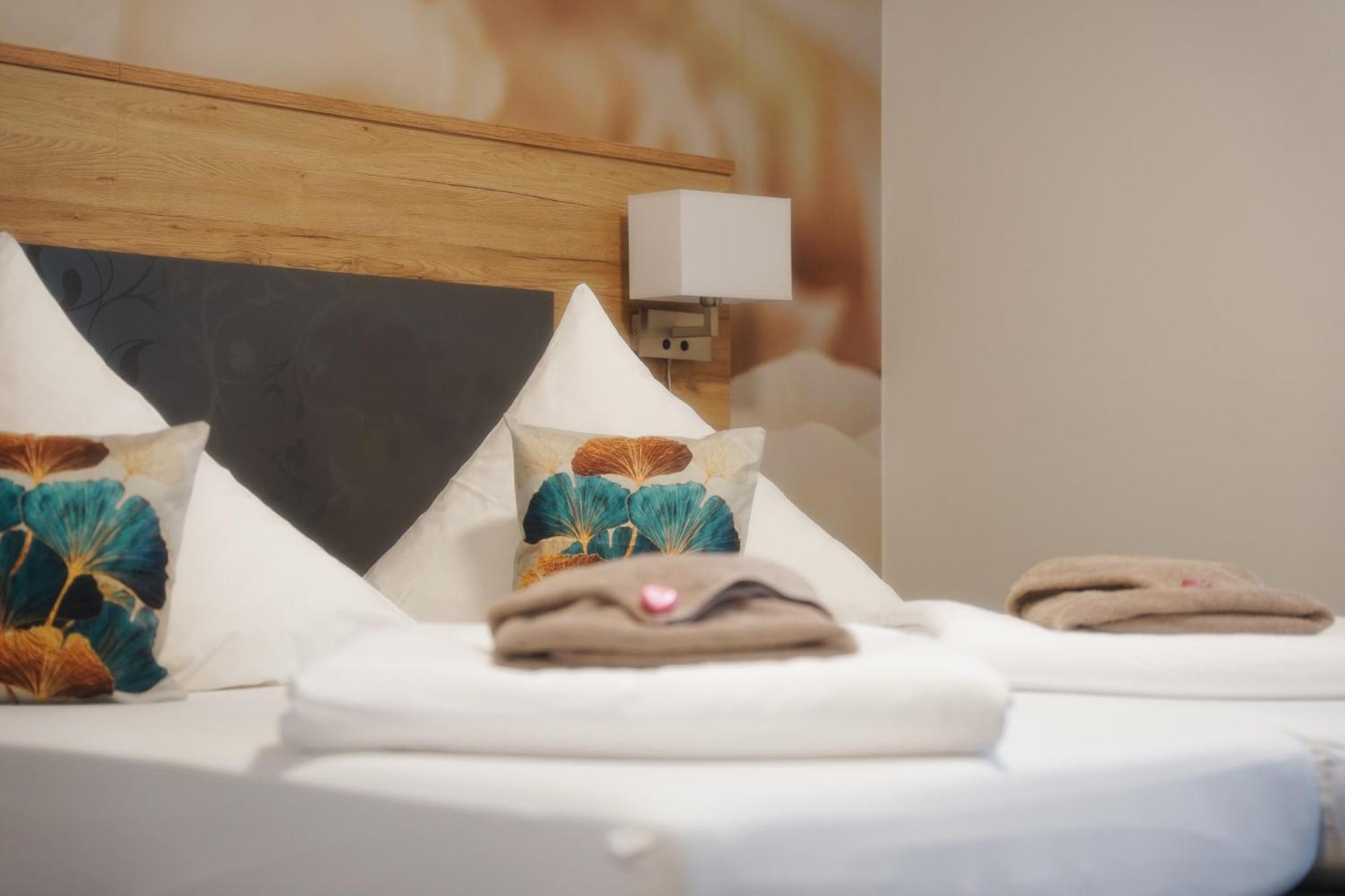 Outlet Hotel Metzingen  Eksteriør bilde