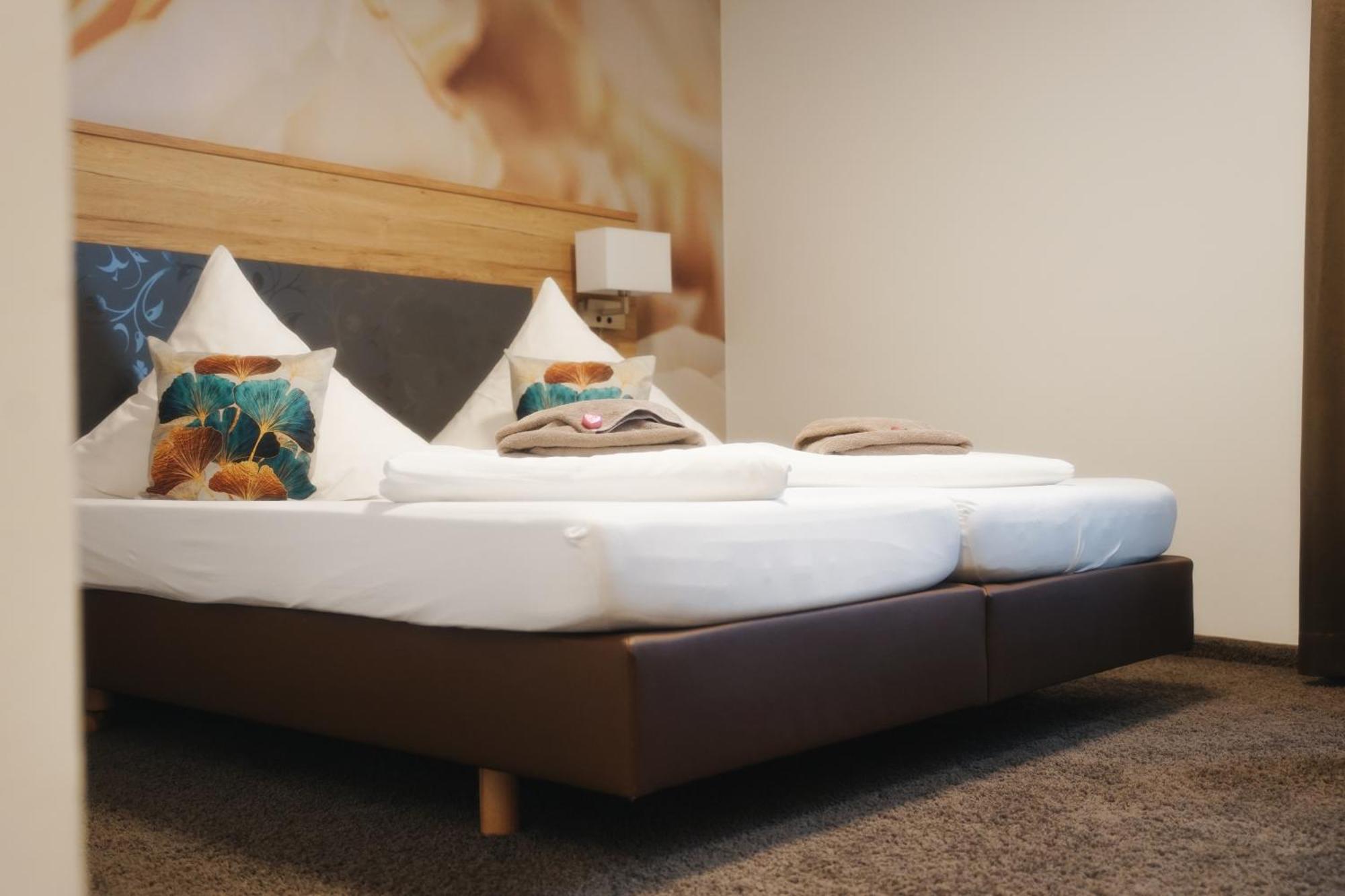 Outlet Hotel Metzingen  Eksteriør bilde